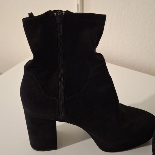 H&M black ankle boots like new, size 39, high heel and platform