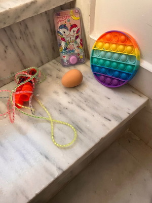 Variety of toys like new, set of 4 pieces