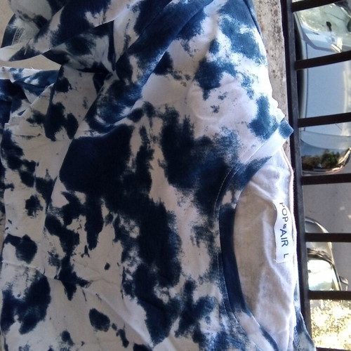 Pop Air men's shirt size large