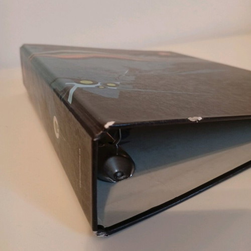 Carchartt folder used, dimensions 22x27x5.5 cm