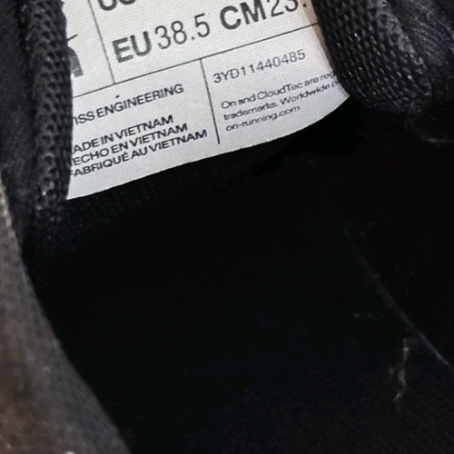 On Cloud Sky shoes size 38.5 used with shock-absorbing sole