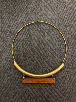 Necklace barga unused brown