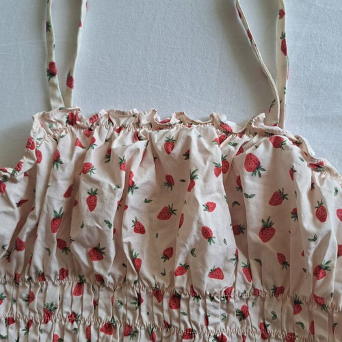 Zara Strawberry Smocked Camisole Top like new, size 152 cm, age 12