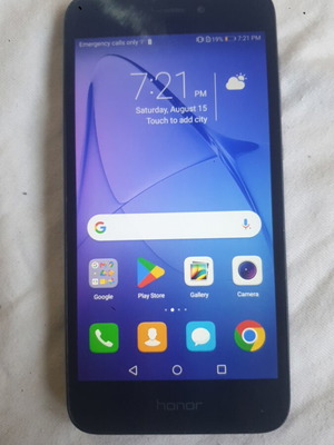 Honor Android smartphone, beige