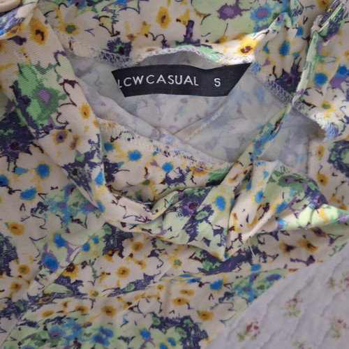 Floral dress like new, cool fabric, size S