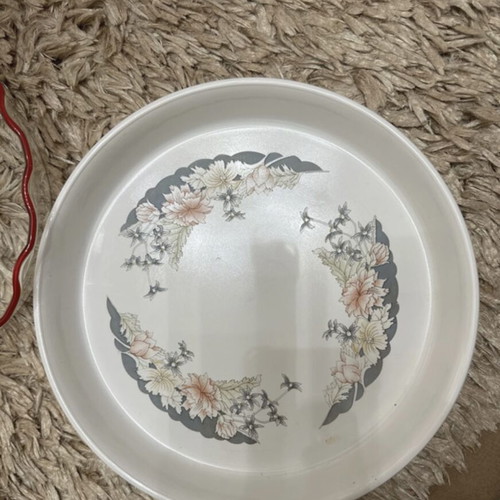 Salad bowl and tart dish like new, transparent and for Pyrex use