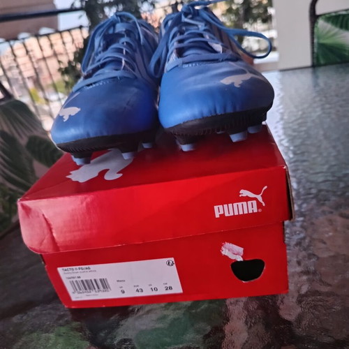 Puma football shoes FG used, size 43, white and blue