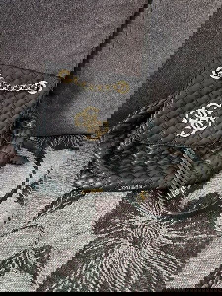 Τσάντα πλάτης Guess