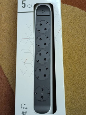 Legrand power strip 5 sockets with switch and child safety new