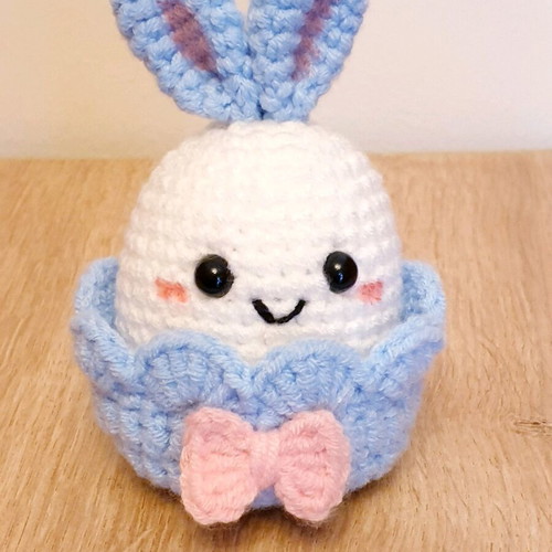 Easter Bunny in Blue Handmade Knitted Basket New