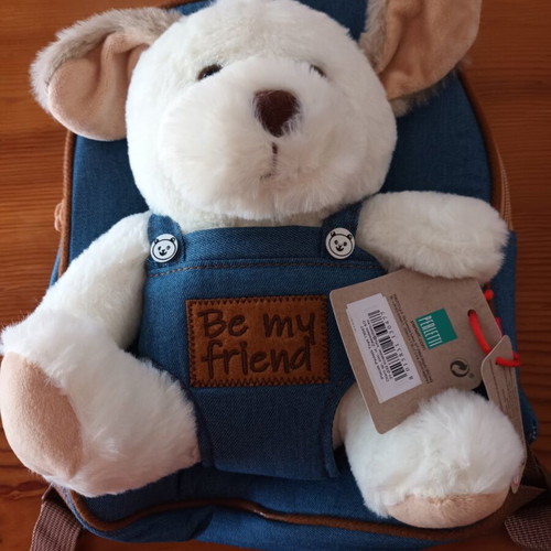 Shoulder bag new with removable animal