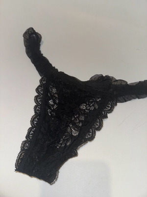 String new, size M-L