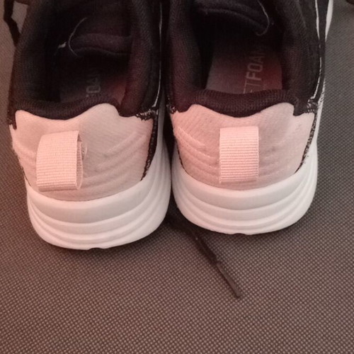 Puma athletic girls' shoes size 37 like new black