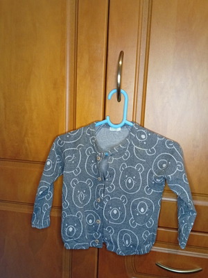 United Colors of Benetton baby cardigan 0-6 months like new