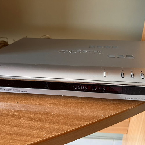 Sony DAV-DZ100 Home Cinema 5.1 System 720W RMS