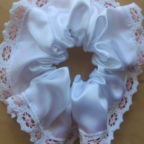 Scrunchie XL handmade satin with lace edge white