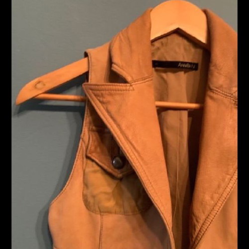 Anna Rita leather vest used, small, made of genuine leather