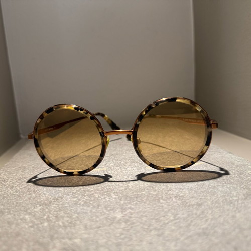 Diesel round sunglasses like new, brown