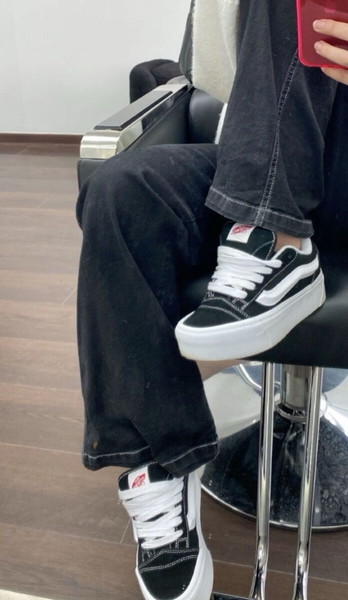 Vans platform