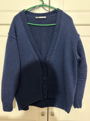 Zara knitted blue cardigan used, size small