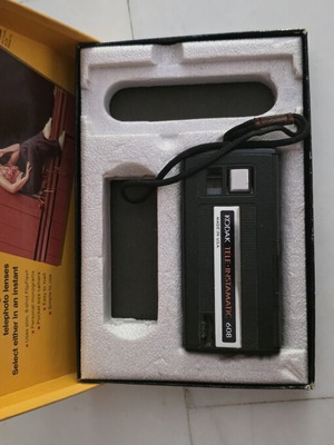Kodak Tele-Instamatic 608 φωτογραφική μηχανή μεταχειρισμένη με κουτί, κατασκευασμένη στις ΗΠΑ