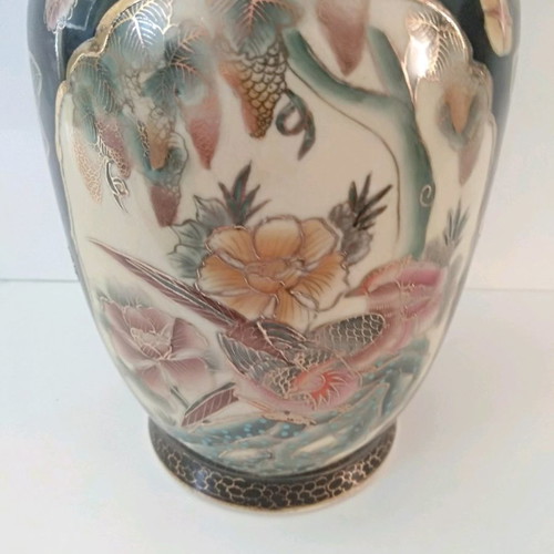 Satsuma porcelain vase used, height 23cm