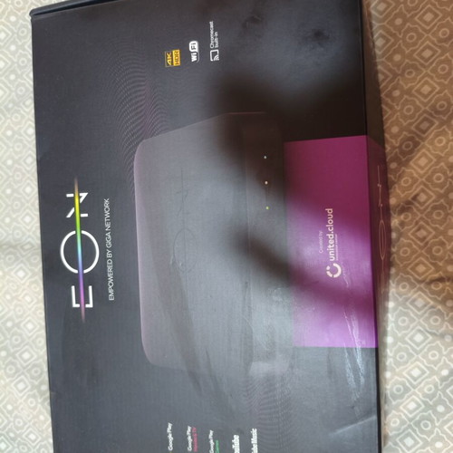 EON Smart TV Box like new Android TV streaming device