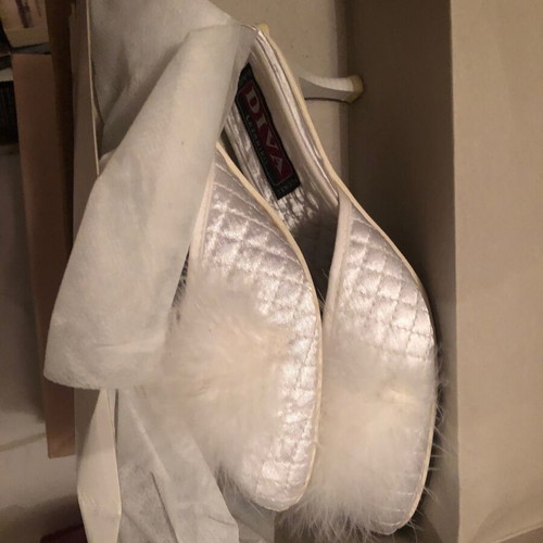 Bridal satin slippers new with feather pom-poms white size 39