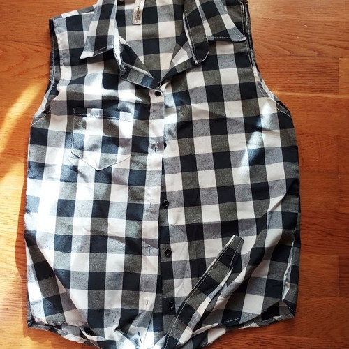 Massimo Life sleeveless shirt used, black and white gingham, cotton, size S