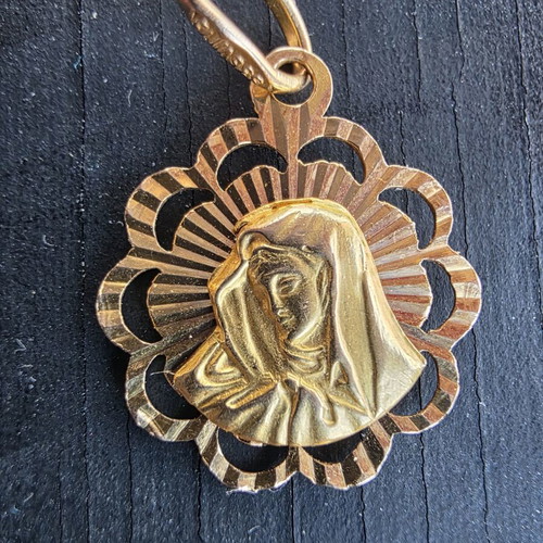 Gold Virgin Mary pendant 585 14K