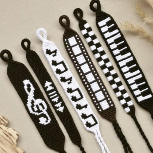 Macrame bracelet with various music designs