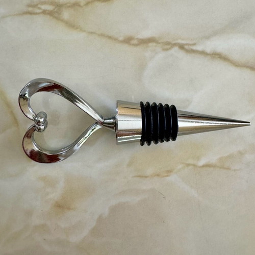 Metal bottle stopper heart-shaped new