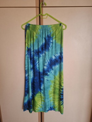 Midi skirt like new, multicolor, one size