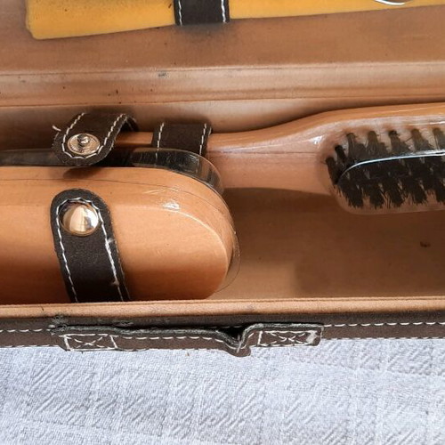 Leather travel case new for shoe polishing brown
