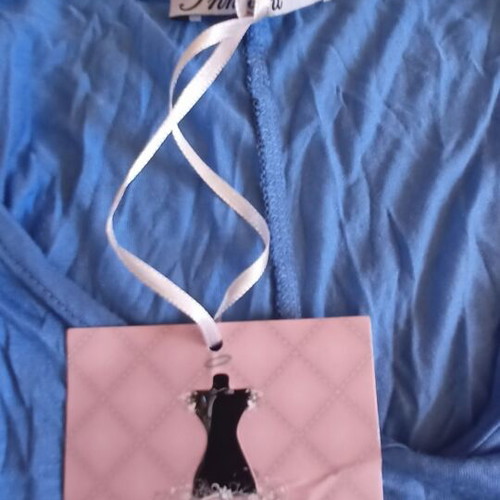 Women's blouse blue size M new with tags