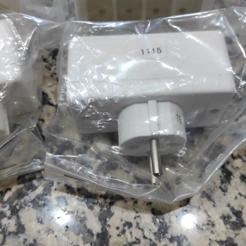 Power adapters white color Schuko bipolar pack of 4 new