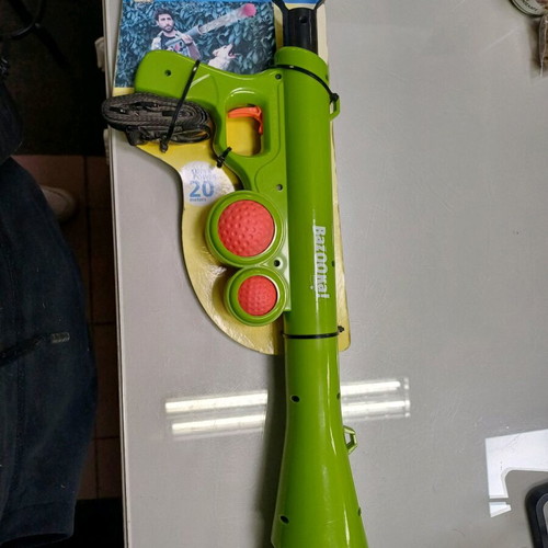 Vitakraft Bazooka dog toy new with 2 balls and strap
