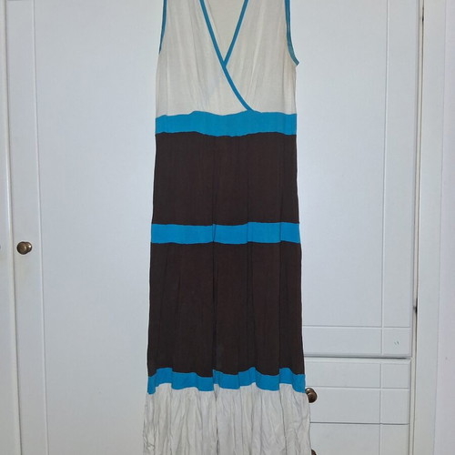 Long cotton dress like new, sleeveless with ruffles