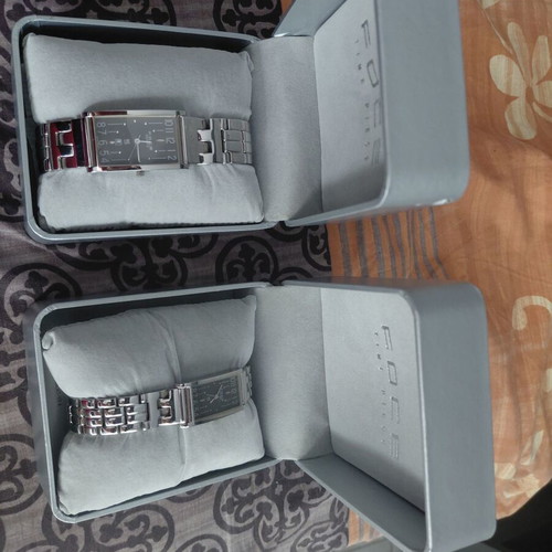 Foce watch set unisex silver like new with box