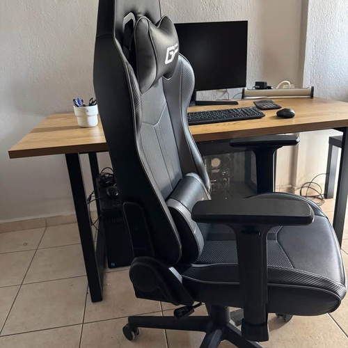 Gaming chair