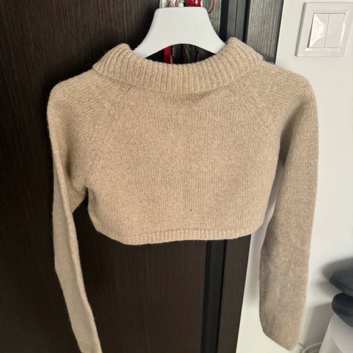 Mayoral short beige cardigan new with golden knit for 16-year-old girls