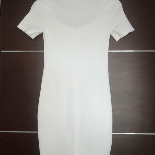 Summer dress white size small with zipper like new