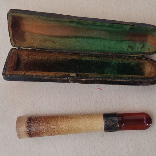 English pipe used with silver case, meershaum and amber 1882