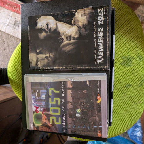 Foreign films DVD set like new, 12 pieces with subtitles