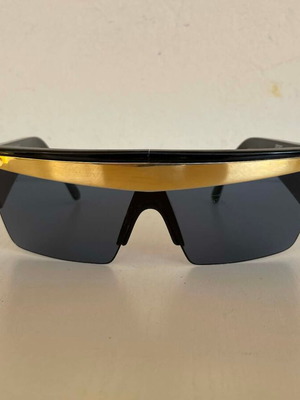 Gianni Versace 676 Update sunglasses used, Lady Gaga style