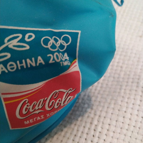 Αναμνηστικό τσαντάκι Αθήνα 2004 Coca Cola σαν καινούργιο συλλεκτικό