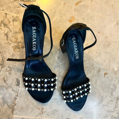 Sagiakos leather sandals used with pearls size 37 black