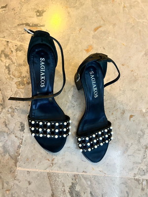 Sagiakos leather sandals used with pearls size 37 black