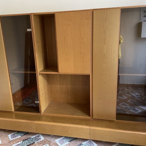 Composite bookshelf like new, solid wood with display and bar