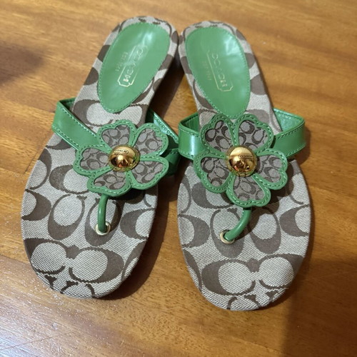Coach Patty vintage women's thong sandals like new, beige and green